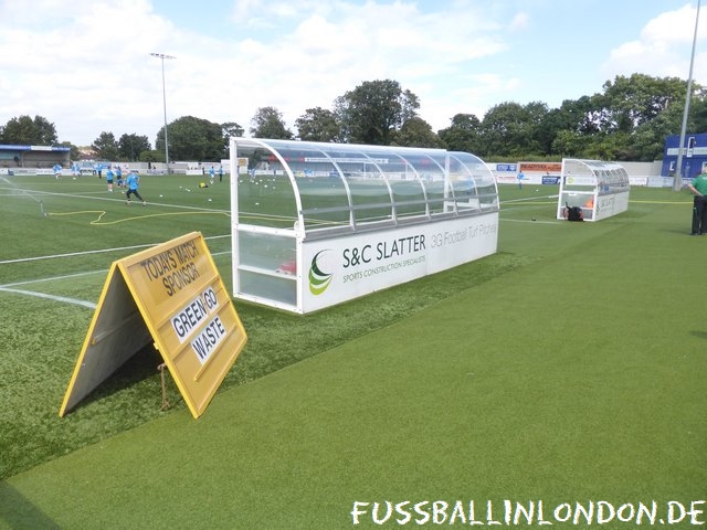 Gander Green Lane -  - Sutton United - fussballinlondon.de