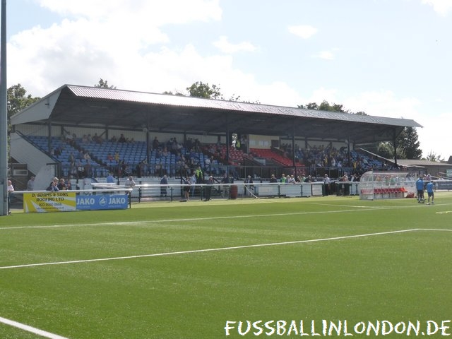 Gander Green Lane -  - Sutton United - fussballinlondon.de