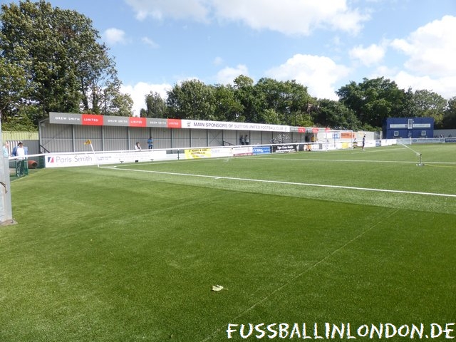 Gander Green Lane -  - Sutton United - fussballinlondon.de