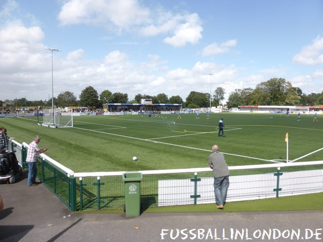 Gander Green Lane -  - Sutton United - fussballinlondon.de