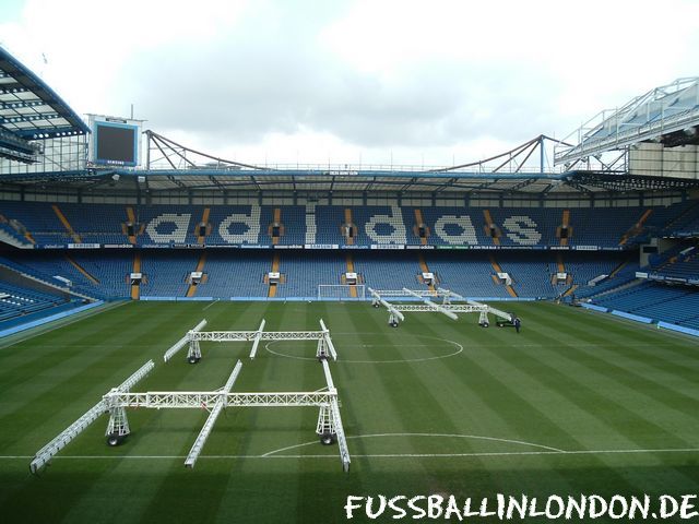 Stamford Bridge - Matthew Harding Stand - Chelsea FC - fussballinlondon.de