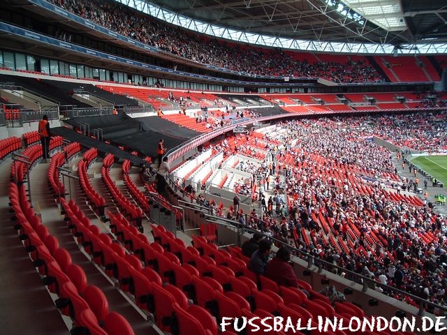 Wembley Stadium - North Stand - England - fussballinlondon.de