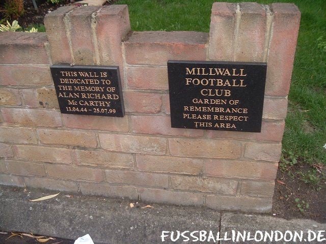 The Den -  - Millwall FC - fussballinlondon.de