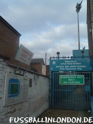 Loftus Road - Eingang School End (Away Sector) - Queens Park Rangers - fussballinlondon.de