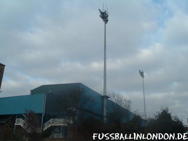 Loftus Road - Loftus Road Stand - Queens Park Rangers - fussballinlondon.de