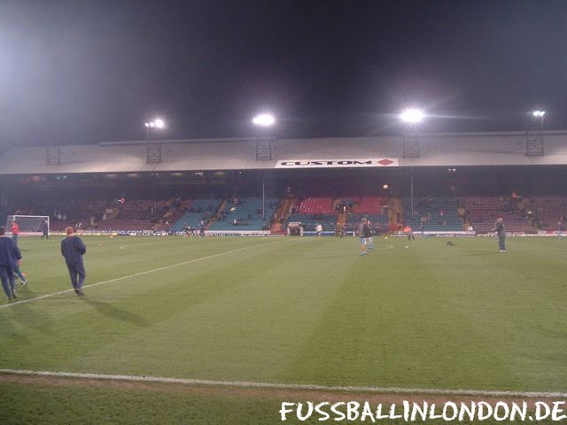 Selhurst Park - Main Stand - Crystal Palace FC - fussballinlondon.de