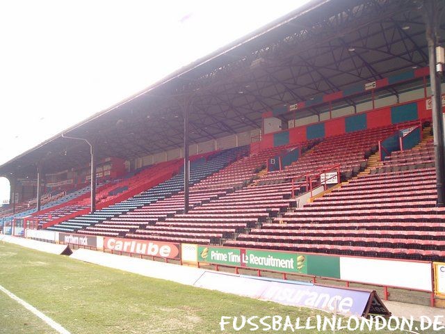 Selhurst Park - Main Stand - Crystal Palace FC - fussballinlondon.de