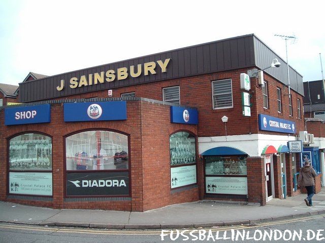 Selhurst Park - Club Shop und Supermarkt - Crystal Palace FC - fussballinlondon.de