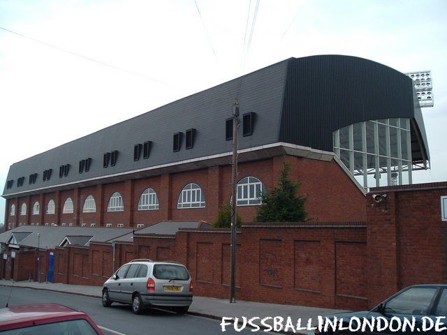 Selhurst Park - Homesdale Road Stand - Crystal Palace FC - fussballinlondon.de