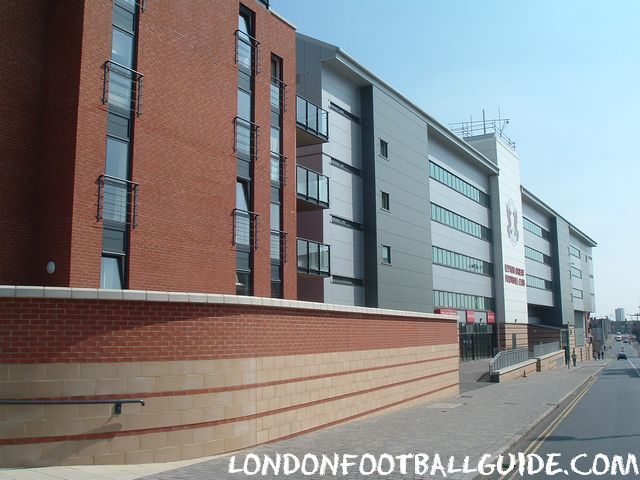 Brisbane Road -  - Leyton Orient - londonfootballguide.com