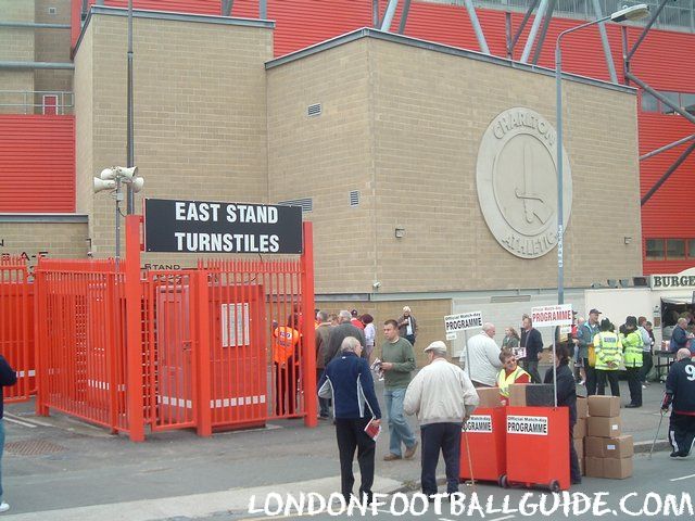 The Valley -  - Charlton Athletic FC - londonfootballguide.com